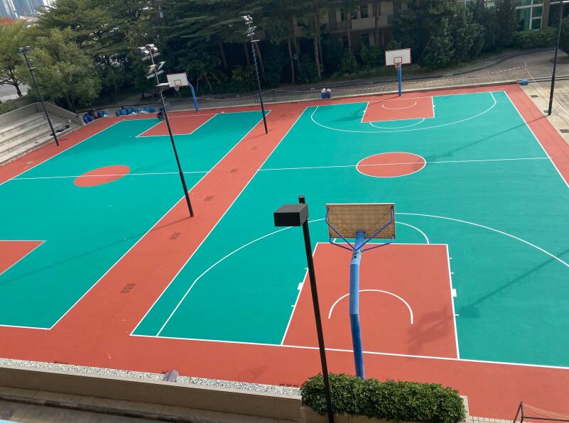 建设一个篮球场大概需要多少钱
