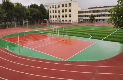 塑胶运动场