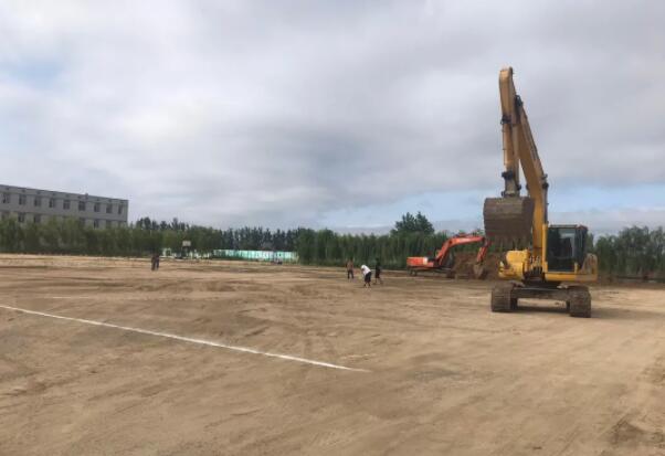 塑胶操场地坪施工测量放样