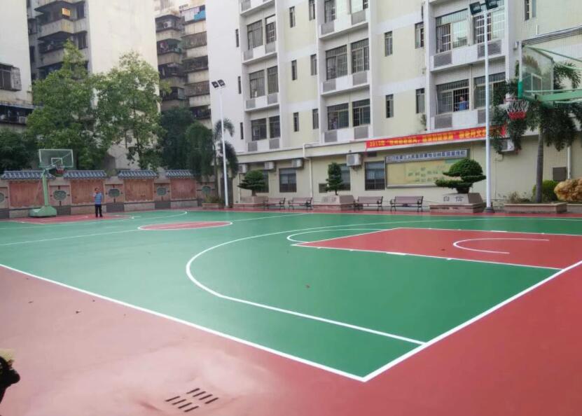 建塑胶篮球场多少钱