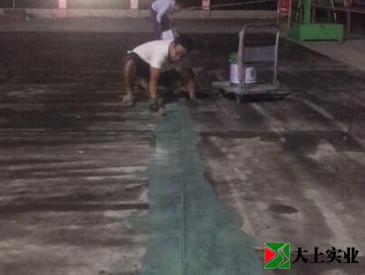 硅pu篮球场施工-伸缩缝处理