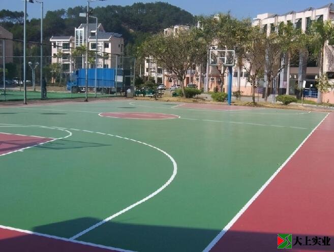 塑胶篮球场