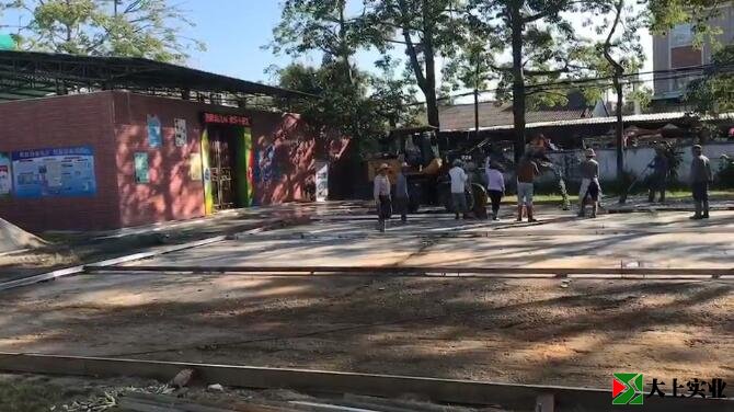 篮球场基础施工