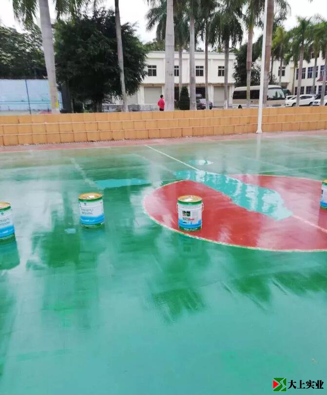 旧硅PU篮球场翻新