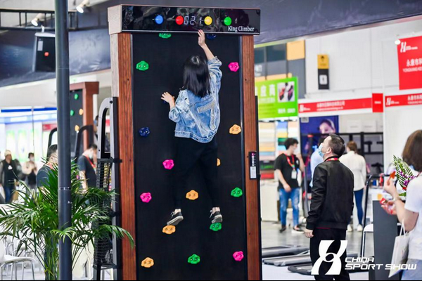 体育消费及服务展区:新大众运动时代的“弄潮儿”丨2023中国体博会展区亮点⑤